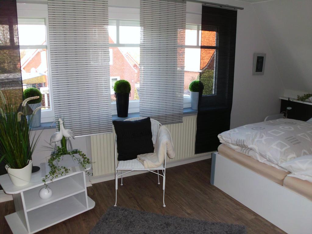 Ferienwohnung Emma Leer Exterior photo